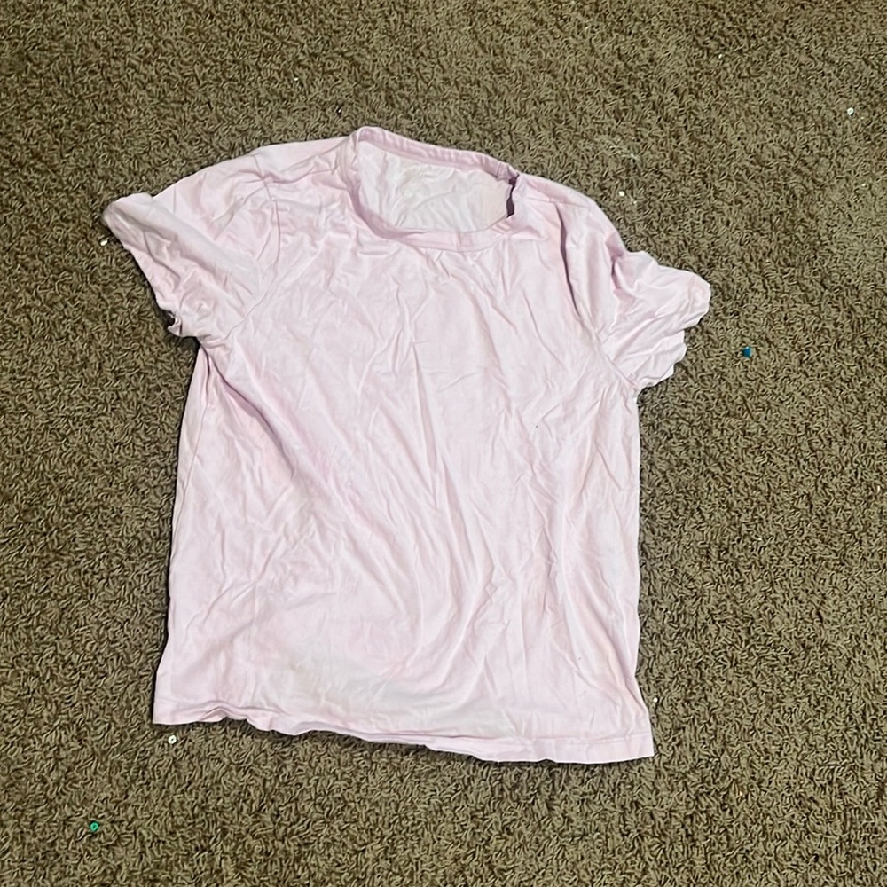 Plain light purple tee shirt